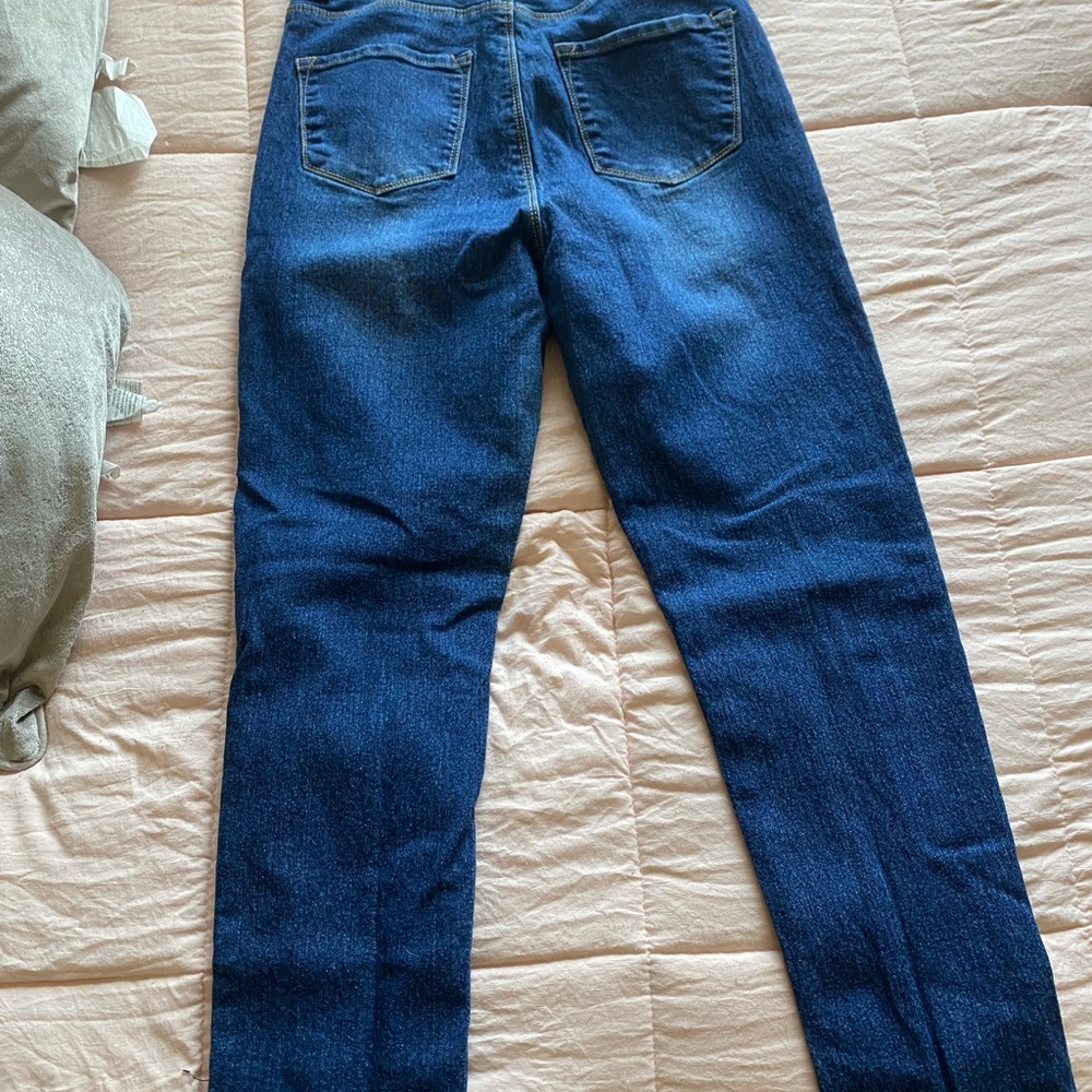 Skinny jeans
